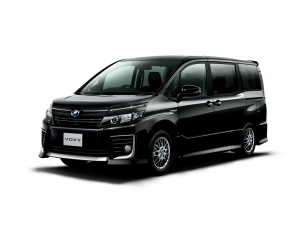 Коврик в багажник Toyota Voxy III R80 2014-н.в. 8 мест*