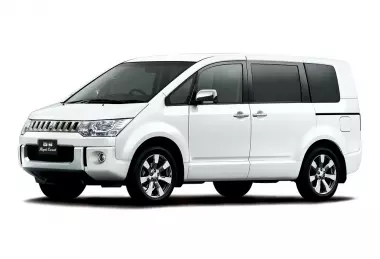 Mitsubishi Delica D:2 II (2015-н.в.) правый руль